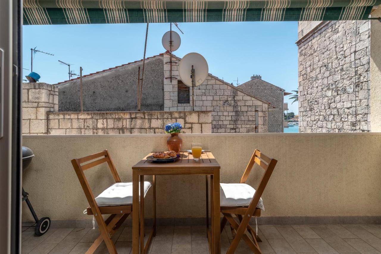 Apartment Bruno Trogir Extérieur photo